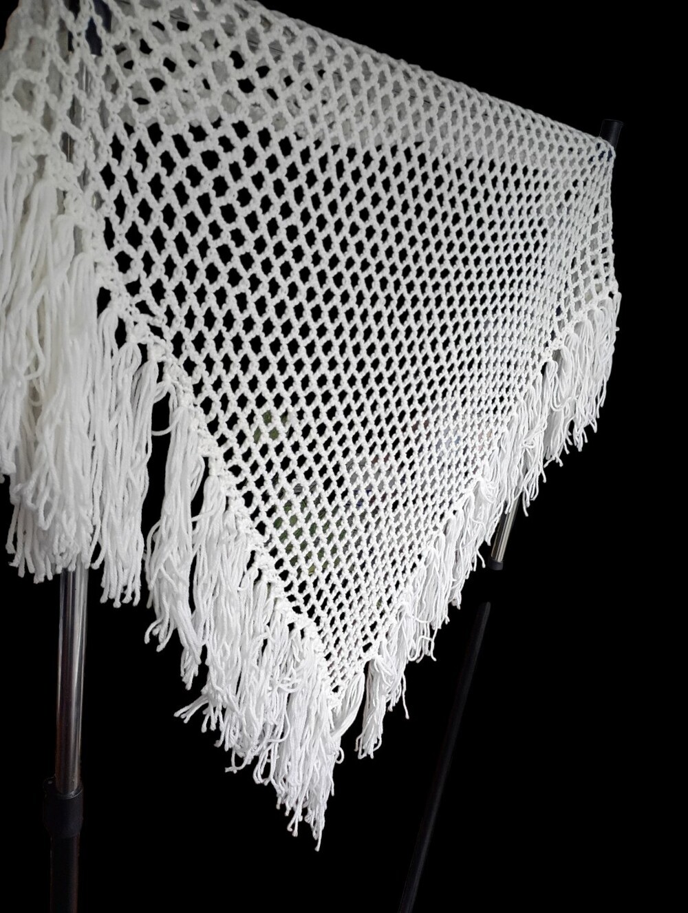 Vintage Handmade White Cotton Shawl 66"× 32" - Picture 2 of 4